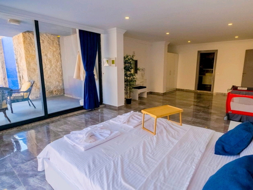  gece  -  Kasım
  | Kalkan Kızıltaş'ta Deniz Manzaralı, Jakuzili Lüks 10 Kişilik Villa